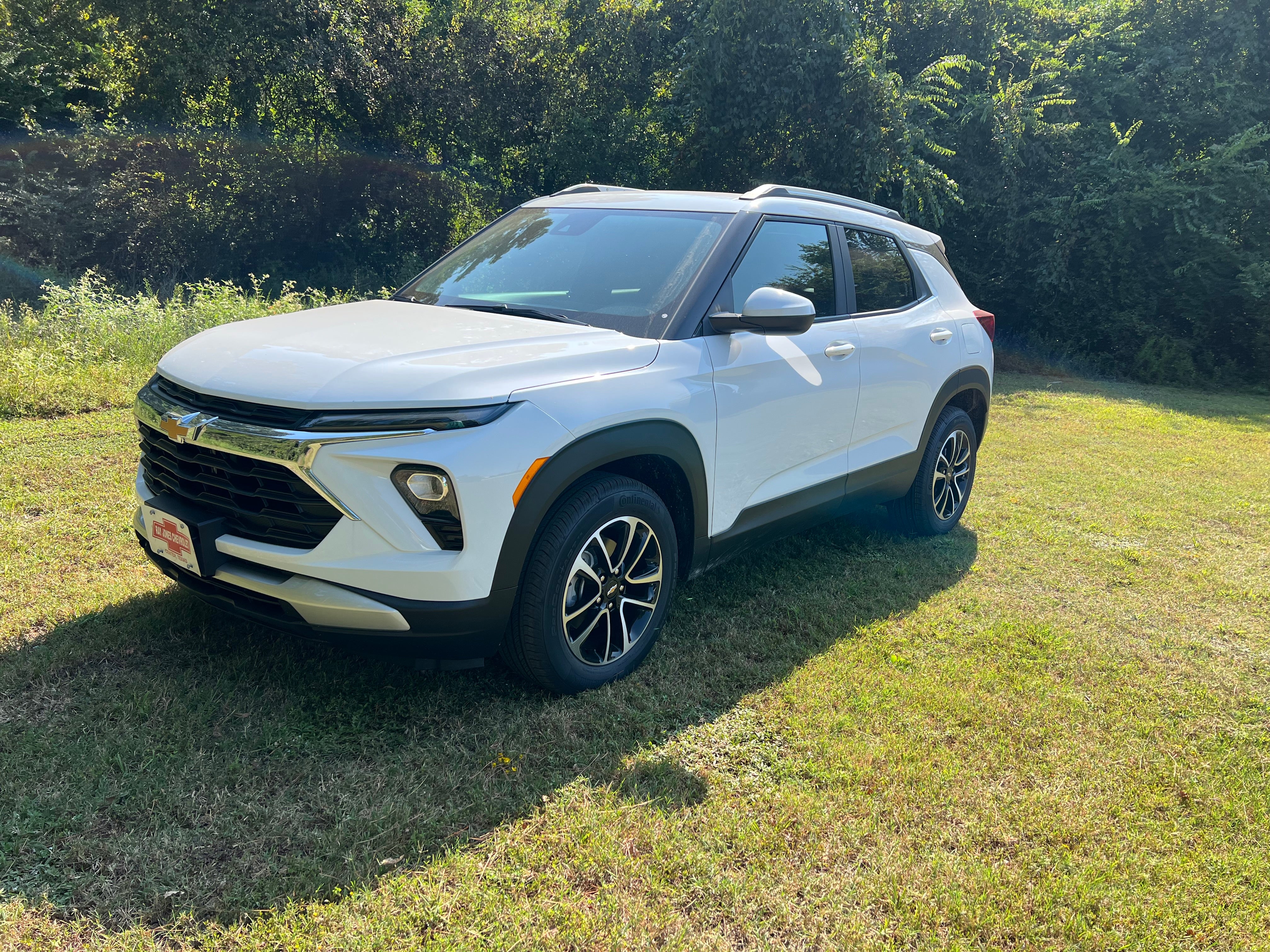 2026 Chevrolet Trailblazer LT in Summit White — front three-quarter view