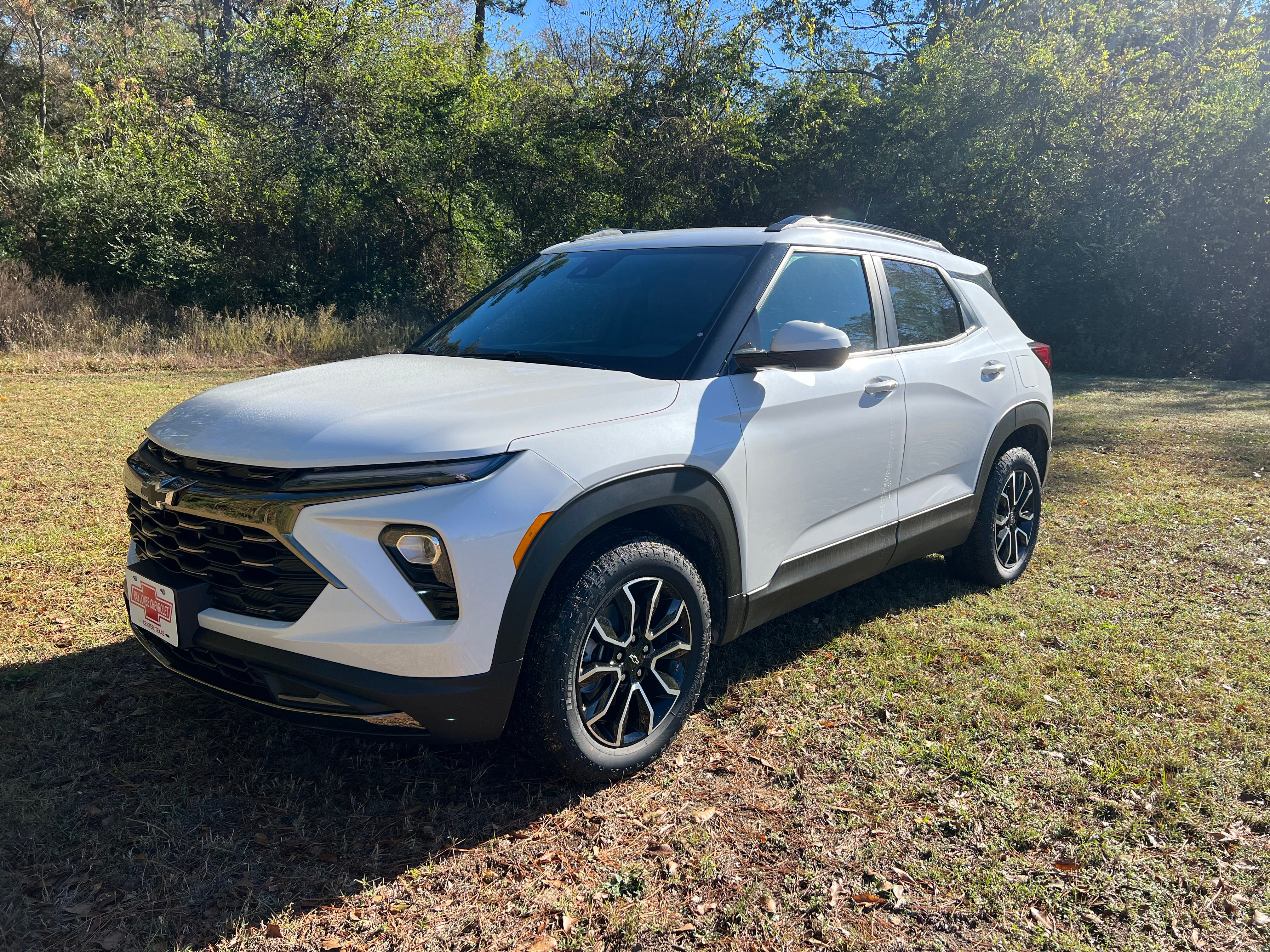 2026 Chevrolet Trailblazer ACTIV in Iridescent Pearl Tricoat — front three-quarter view